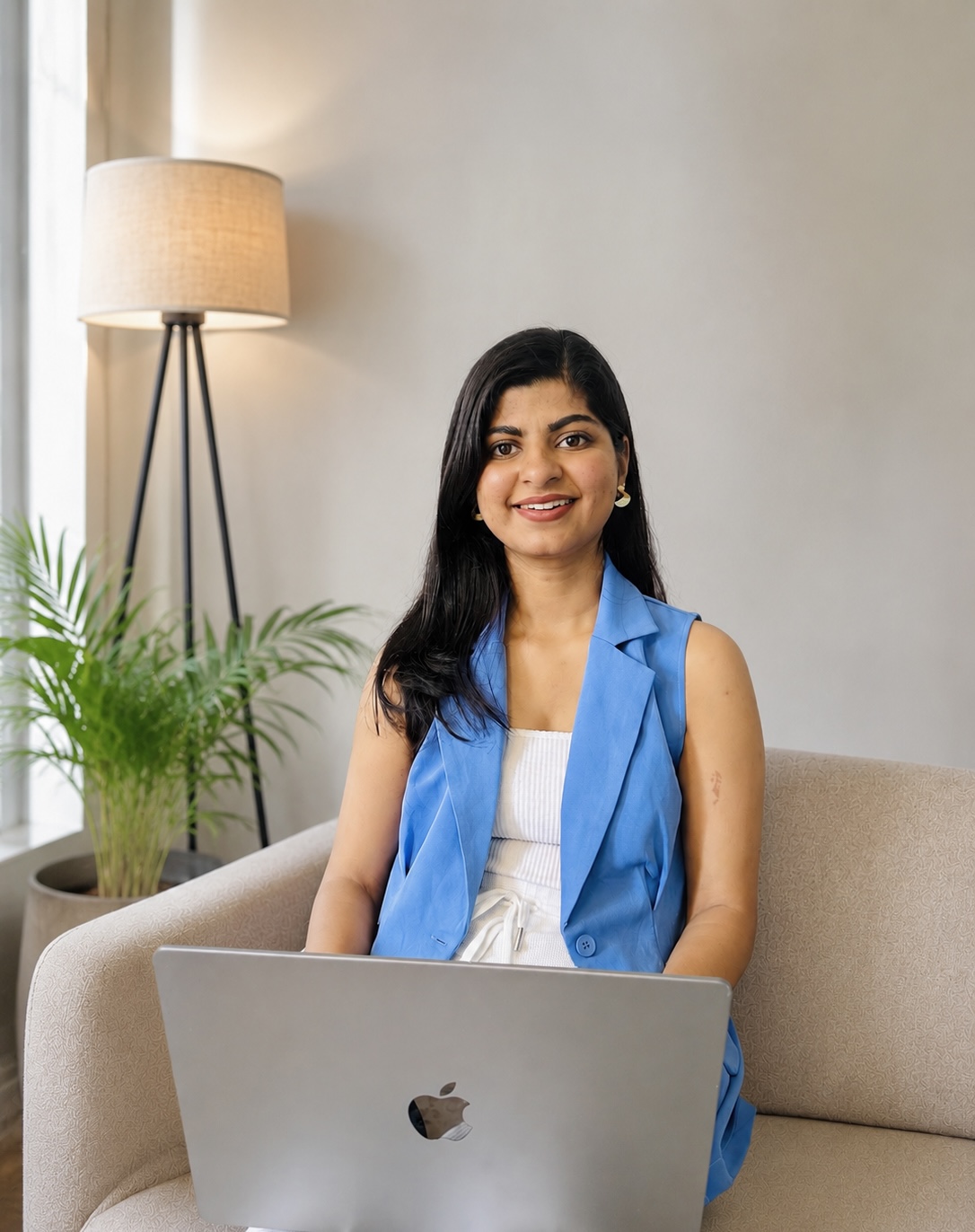 Dt. Kritika Lodha, clinical dietitian and founder of The Dietary Doctor, at her desk