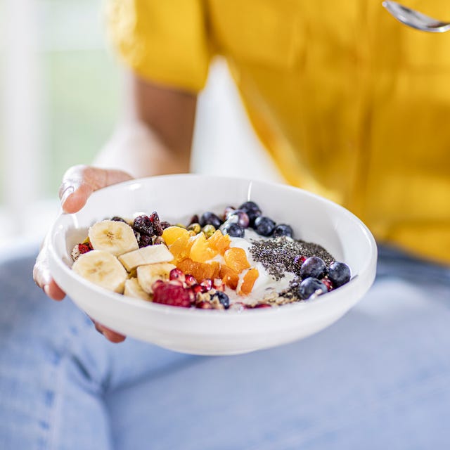 Fresh, fibre-rich bowl